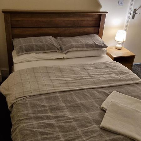 Shamrock Guest House 그레이브젠드 외부 사진