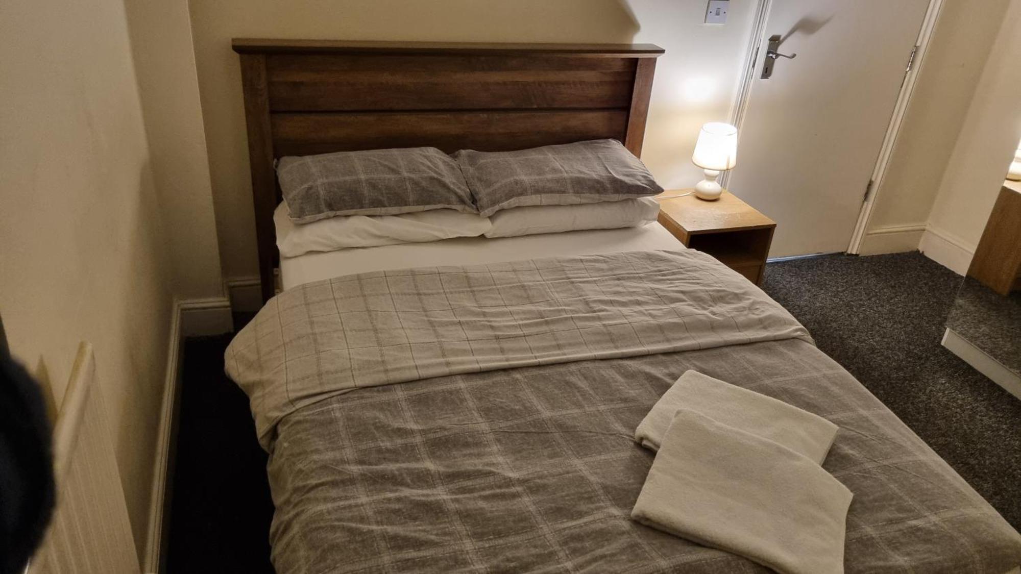 Shamrock Guest House 그레이브젠드 외부 사진